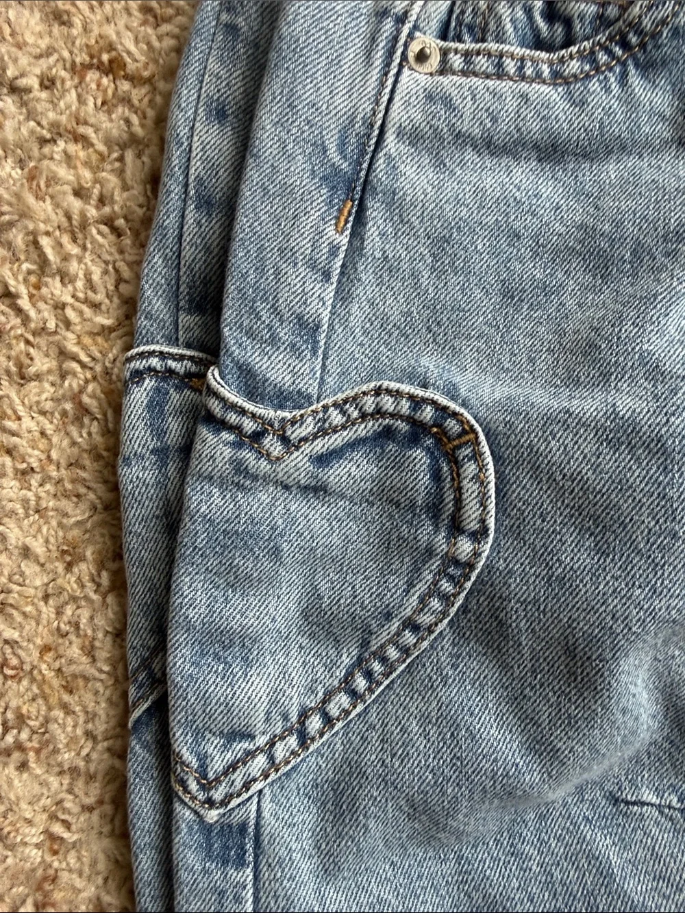 GAP Toddler Horseshoe Denim Jeans with Heart Patch Pockets